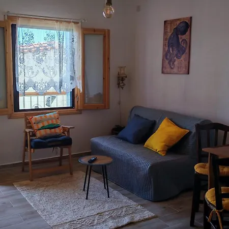 Blepelagos House Casa vacanze Glossa